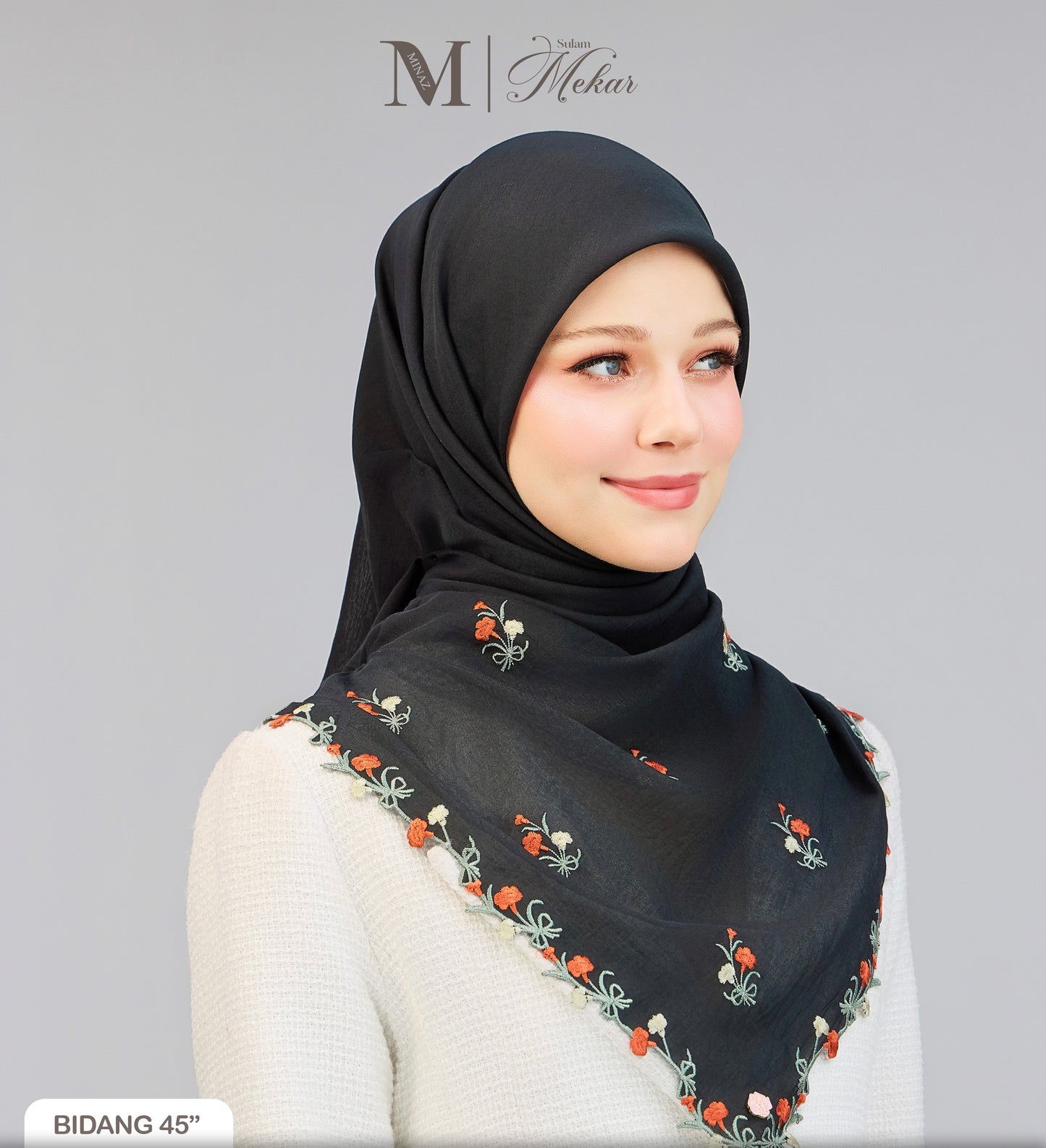 Sulam Mekar in Black 45”