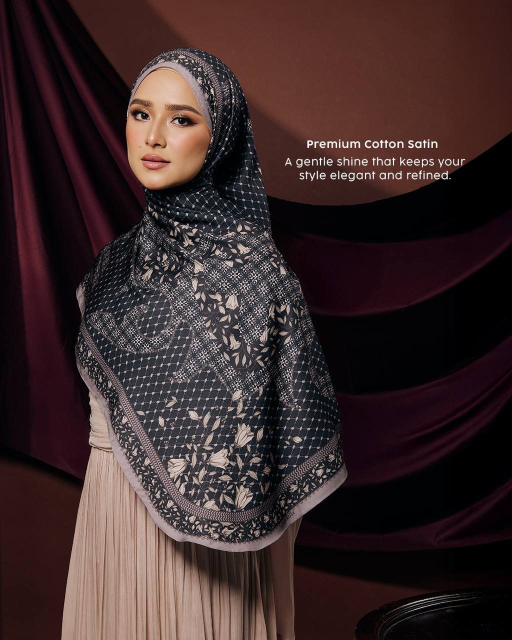 Giselle Yafa in Black (Shawl)