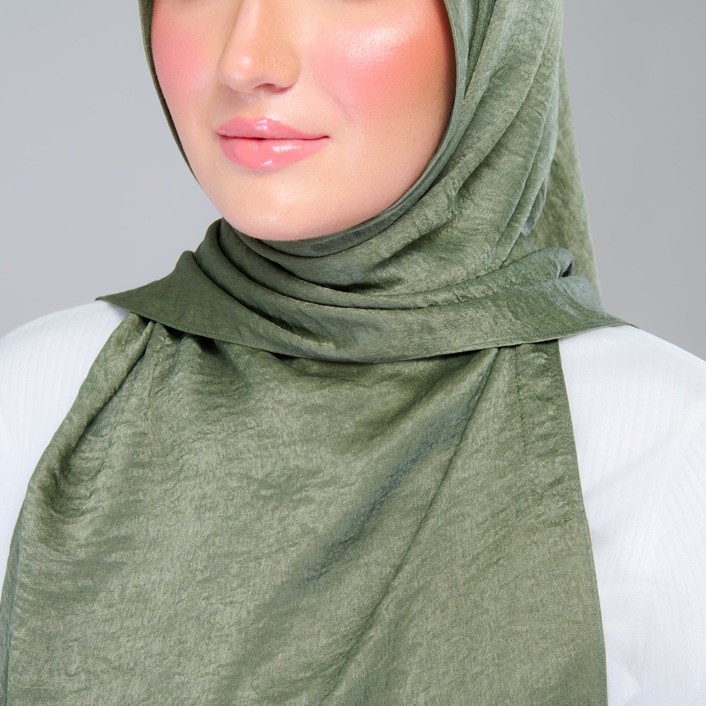 Instant Butterfly Tag & Go in Dark Olive