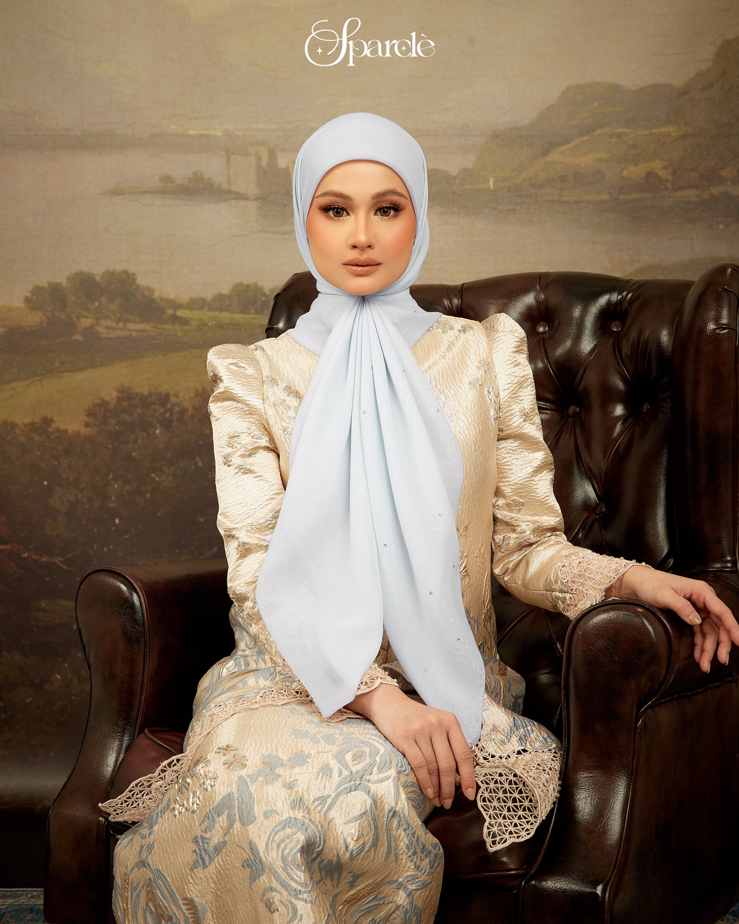 Sparcle in Silver Blue