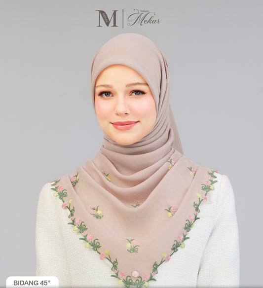 Sulam Mekar in Champagne 45”