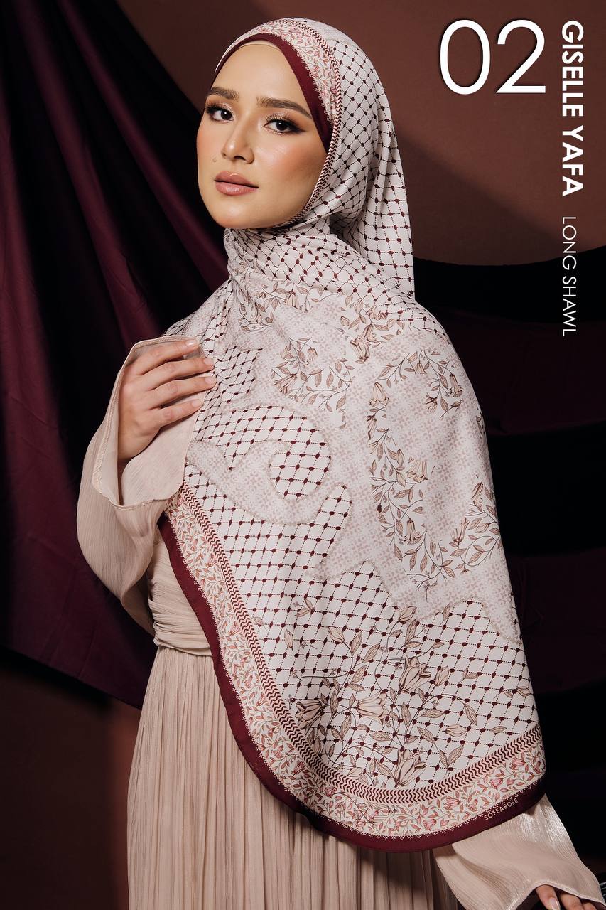 Giselle Yafa in White Maroon (Shawl)