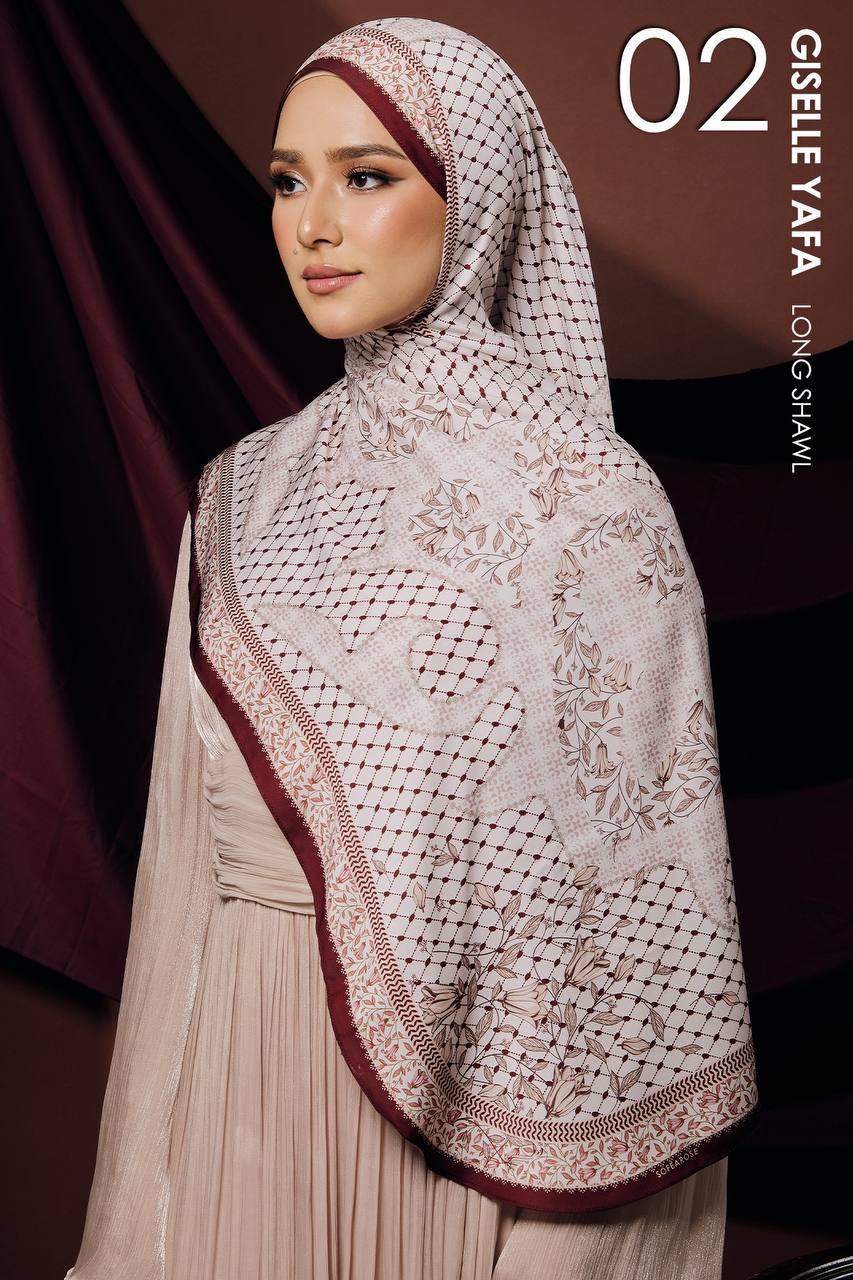 Giselle Yafa in White Maroon (Shawl)