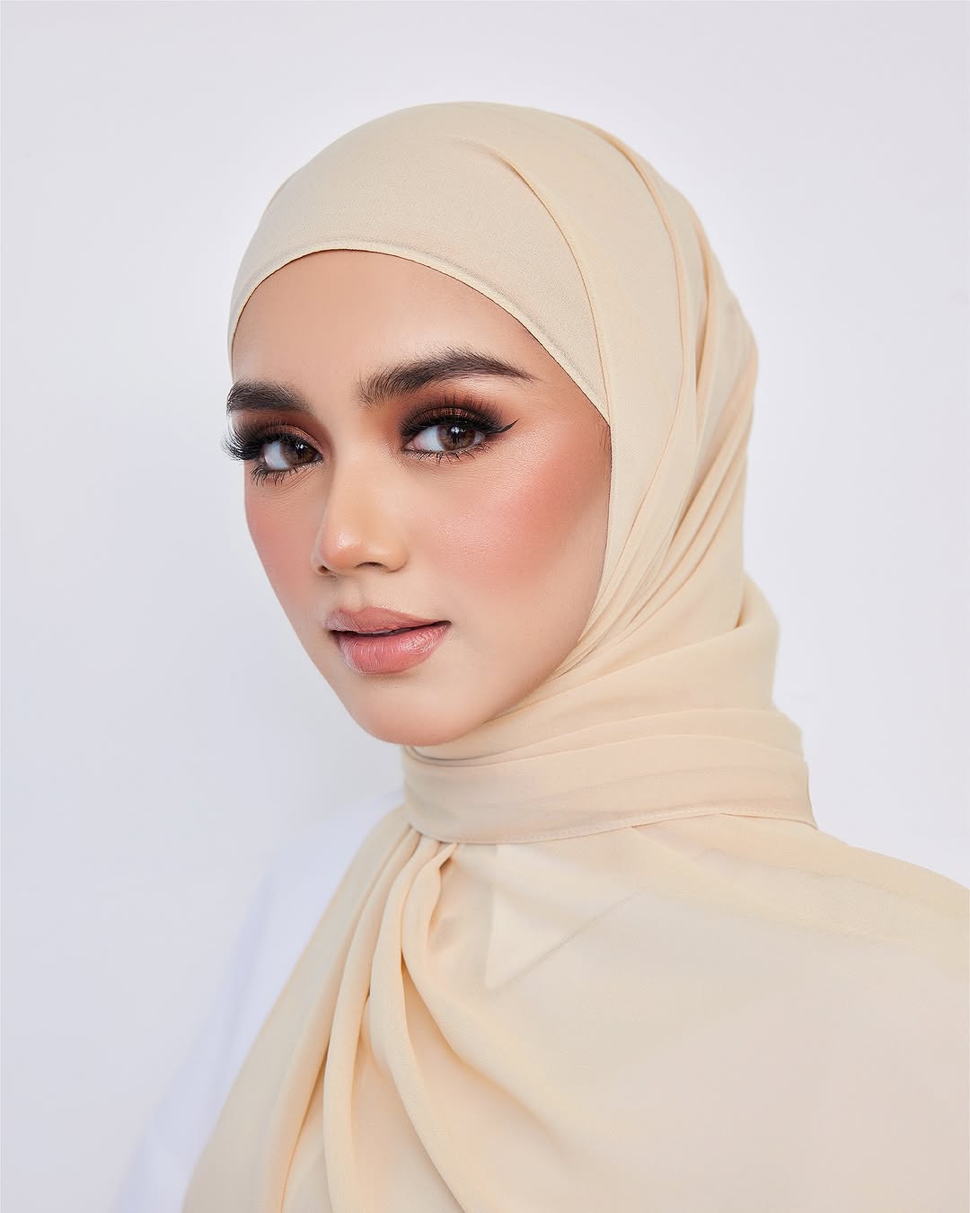 Mellysa Shawl in Beige