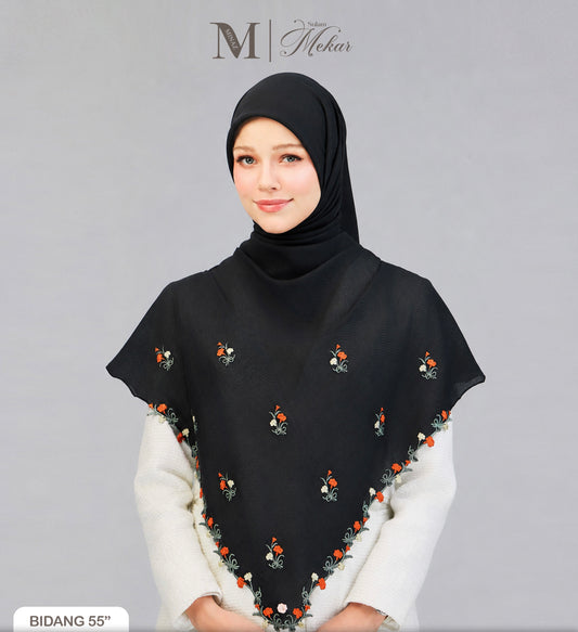 Sulam Mekar in Black 55”