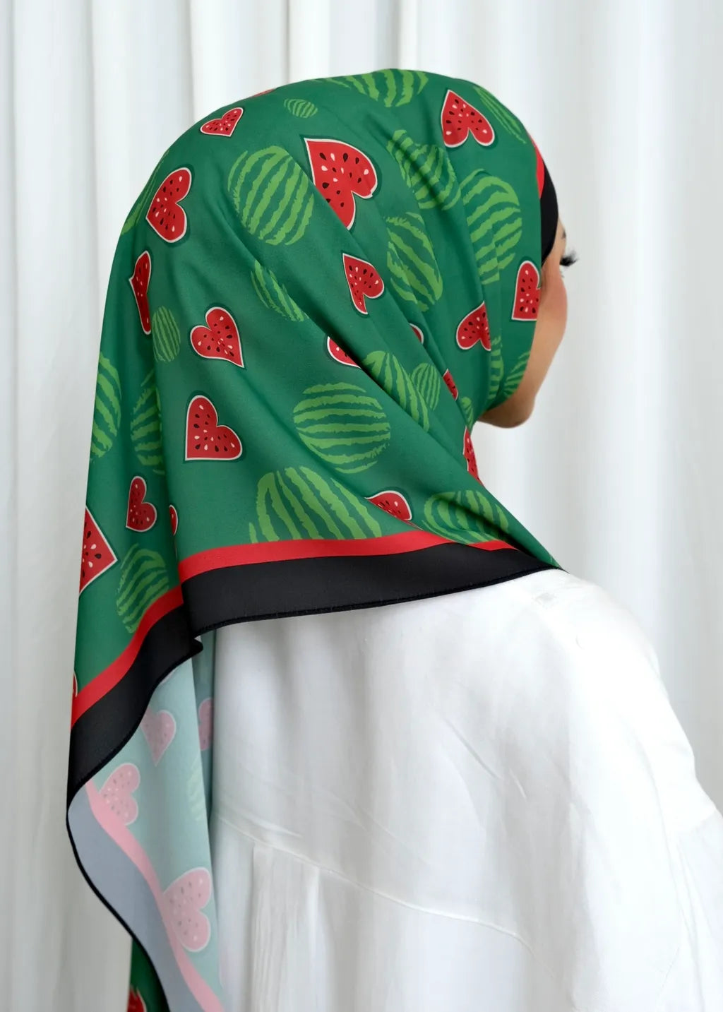 Solidarity Shawl in Green