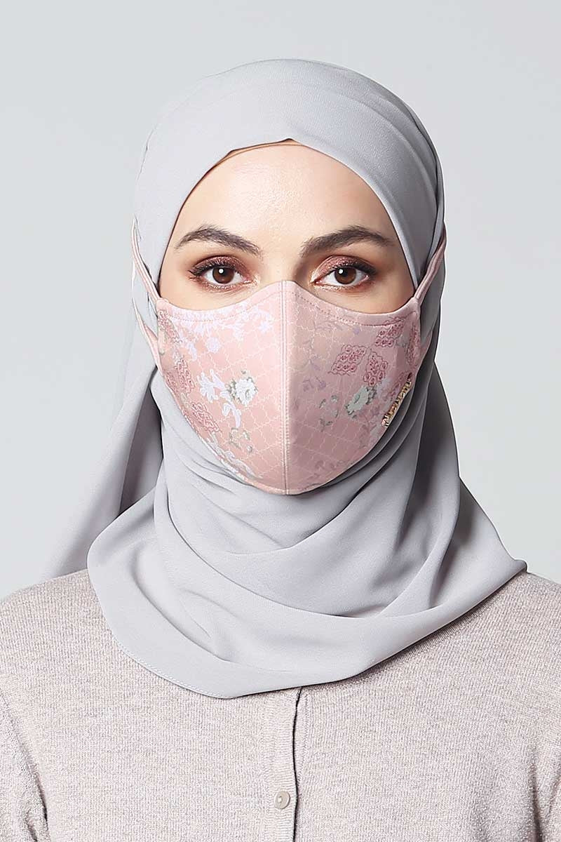 Jovian x Ria Miranda | The Friendship Series Hijab Mask in Blush Pink