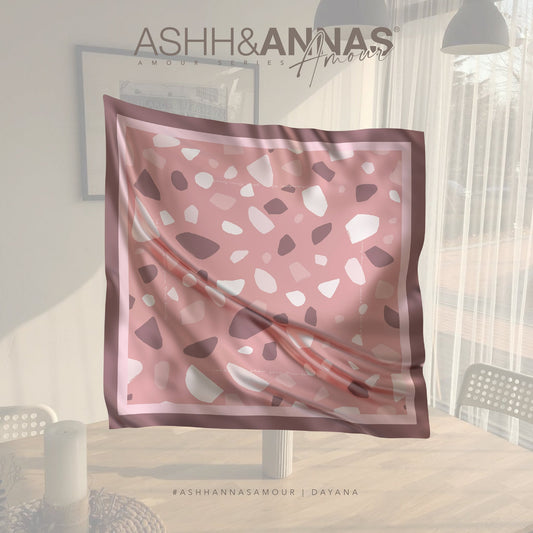 Amour Series Square in Dayana