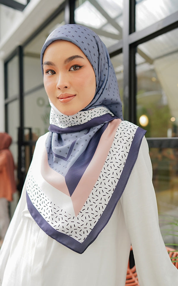 Cecilia in Faded Blue