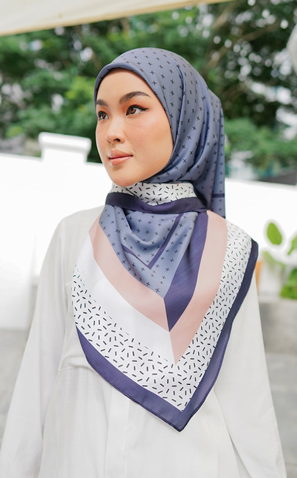 Cecilia in Faded Blue