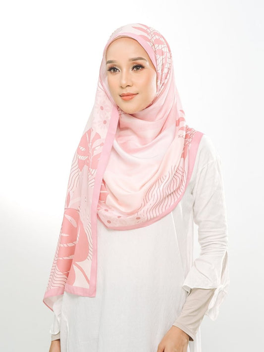 Sahara in Majestic Shawl