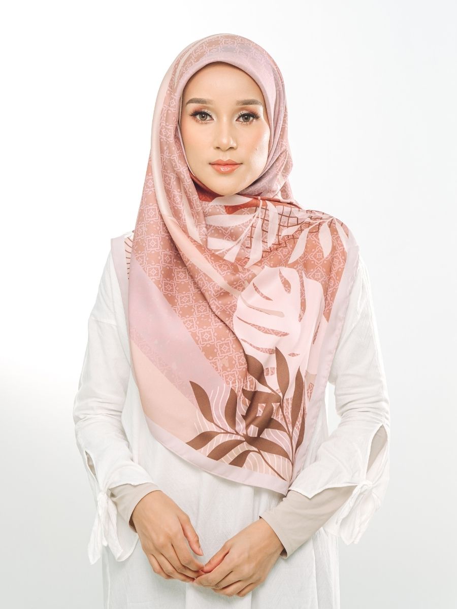 Sahara in Secret (Square)