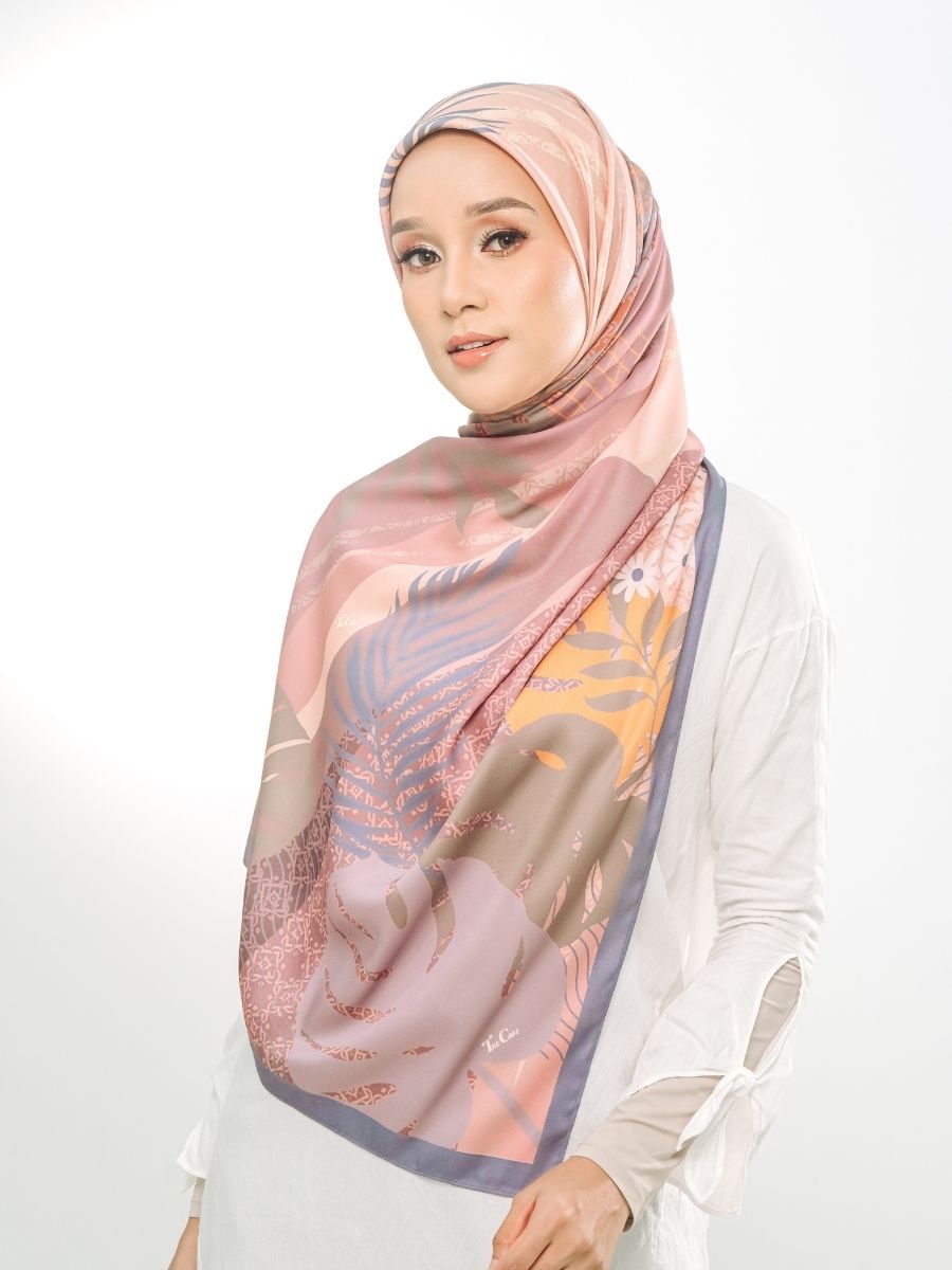 Sahara in Tranquil Shawl